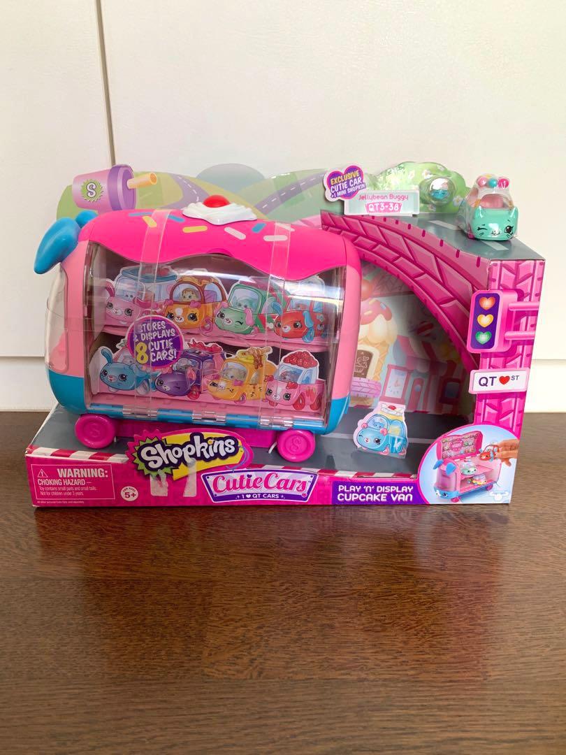 shopkins cutie cars cupcake van