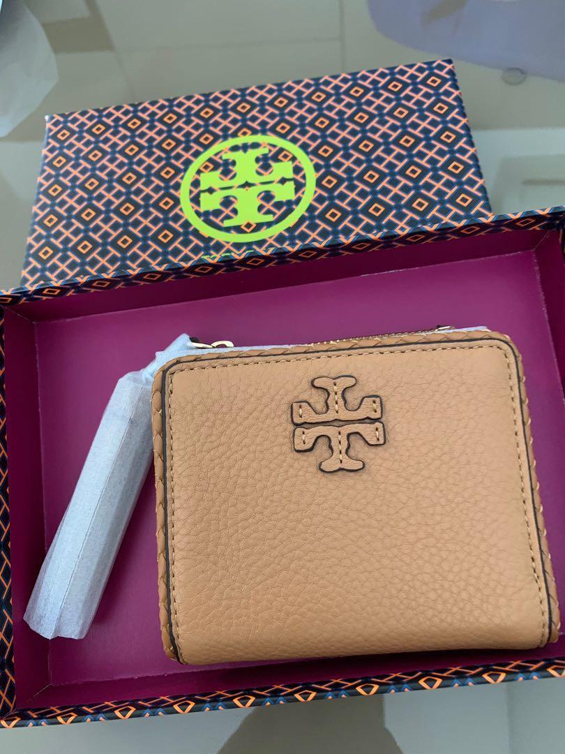Tory Burch Wallet - Authentic, Women's Fashion, Bags & Wallets, Wallets &  Card Holders on Carousell