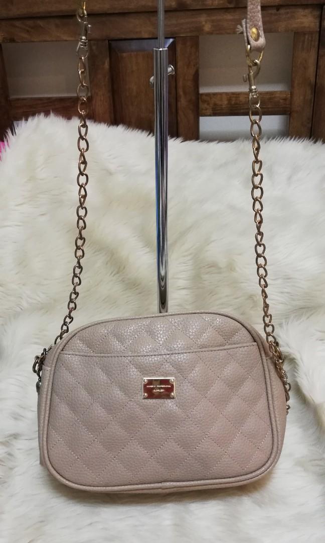 professional sling bag