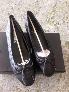 CC Ballerinas Black leather flat shoes new