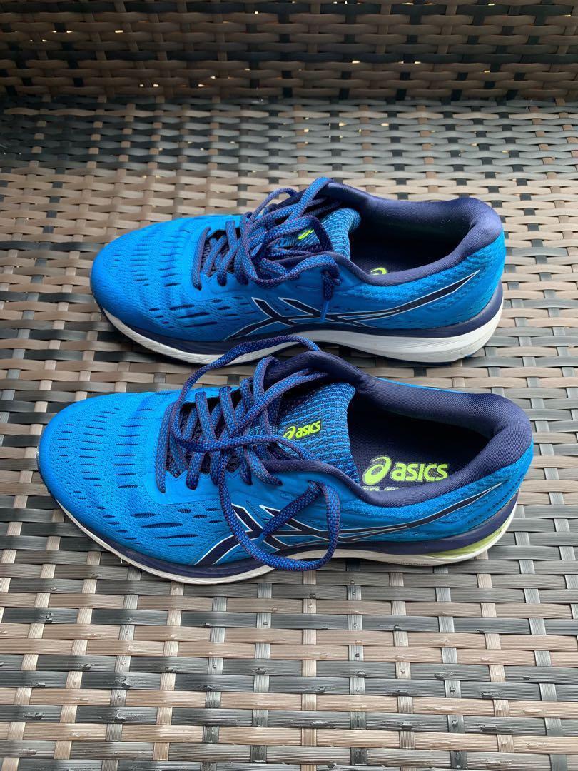 ASICS Gel Cumulus 20 size 7.5 40.5