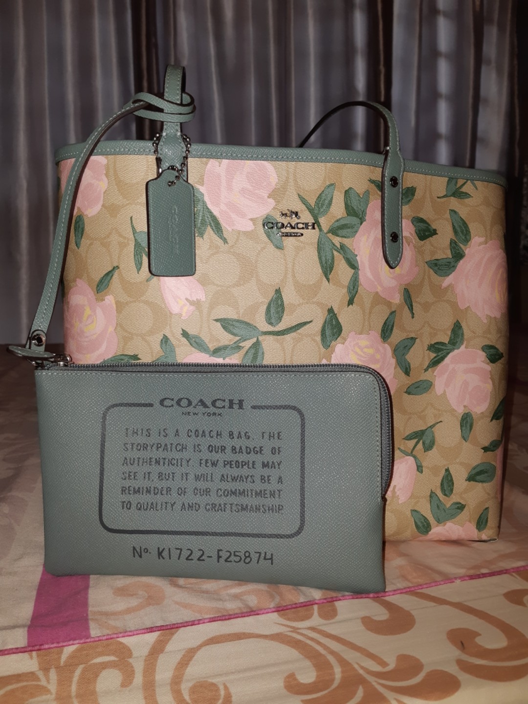 Coach camo rose tote store