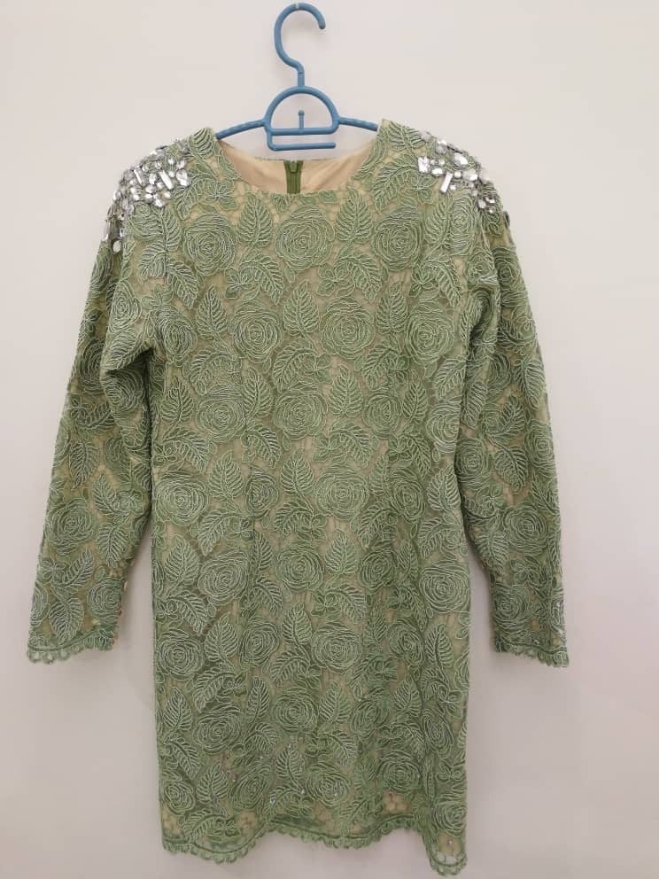 Baju Kurung Moden Nikah Tunang Fesyen Wanita Pakaian Lain Lain Di Carousell