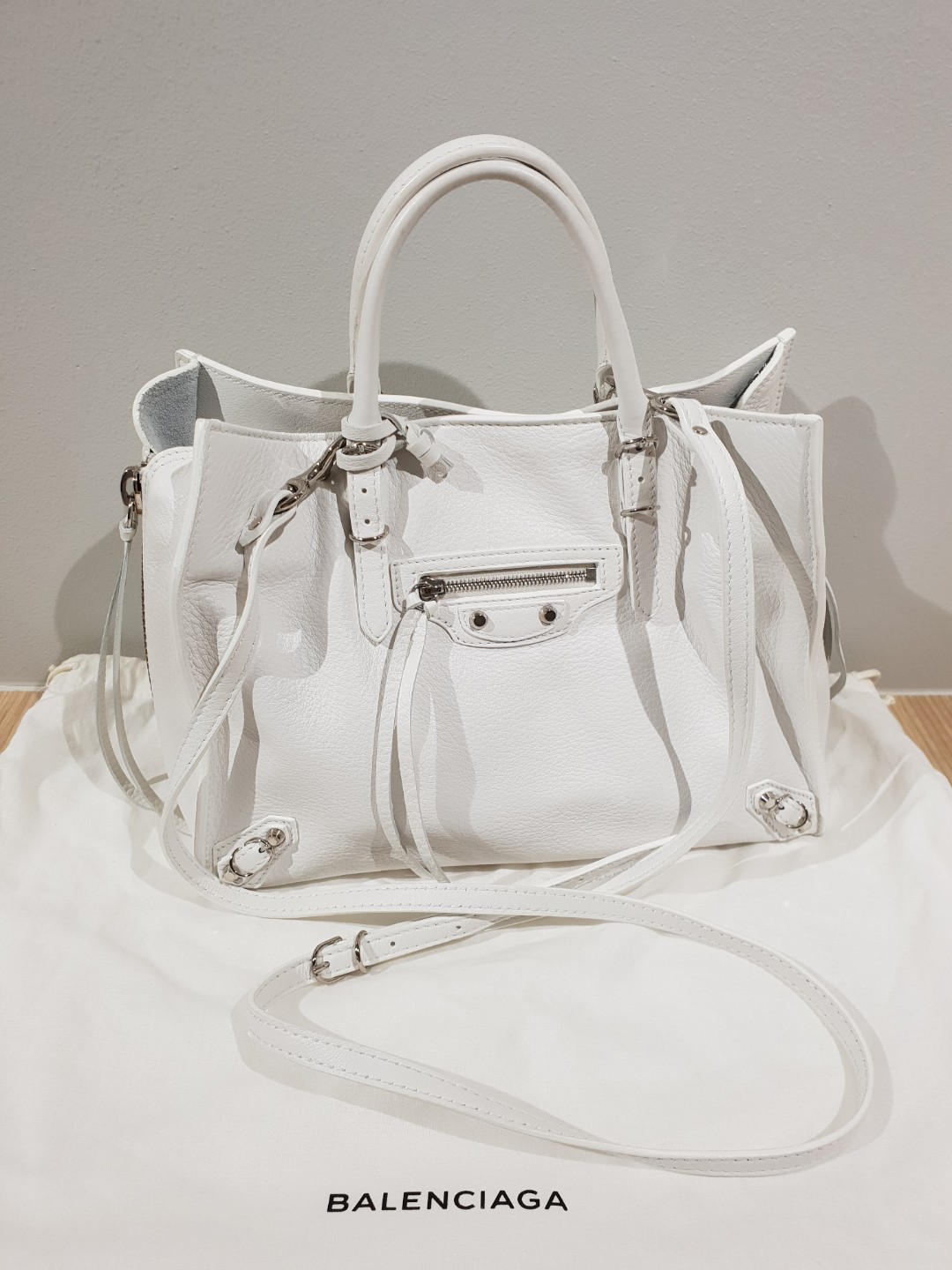 balenciaga tote white