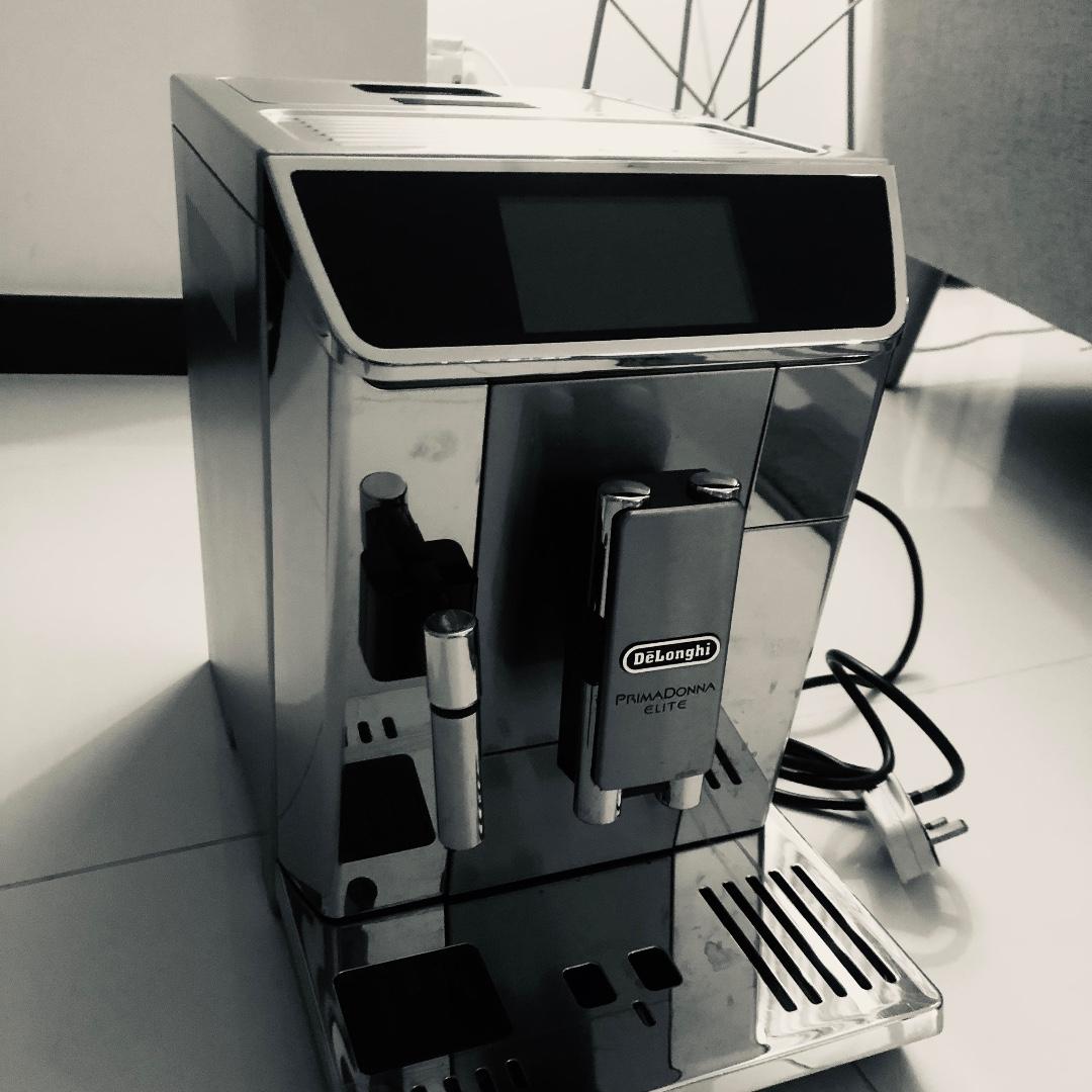 Delonghi Primadonna Elite Coffee Machine Maker 50 Off Home Appliances Kitchenware On Carousell