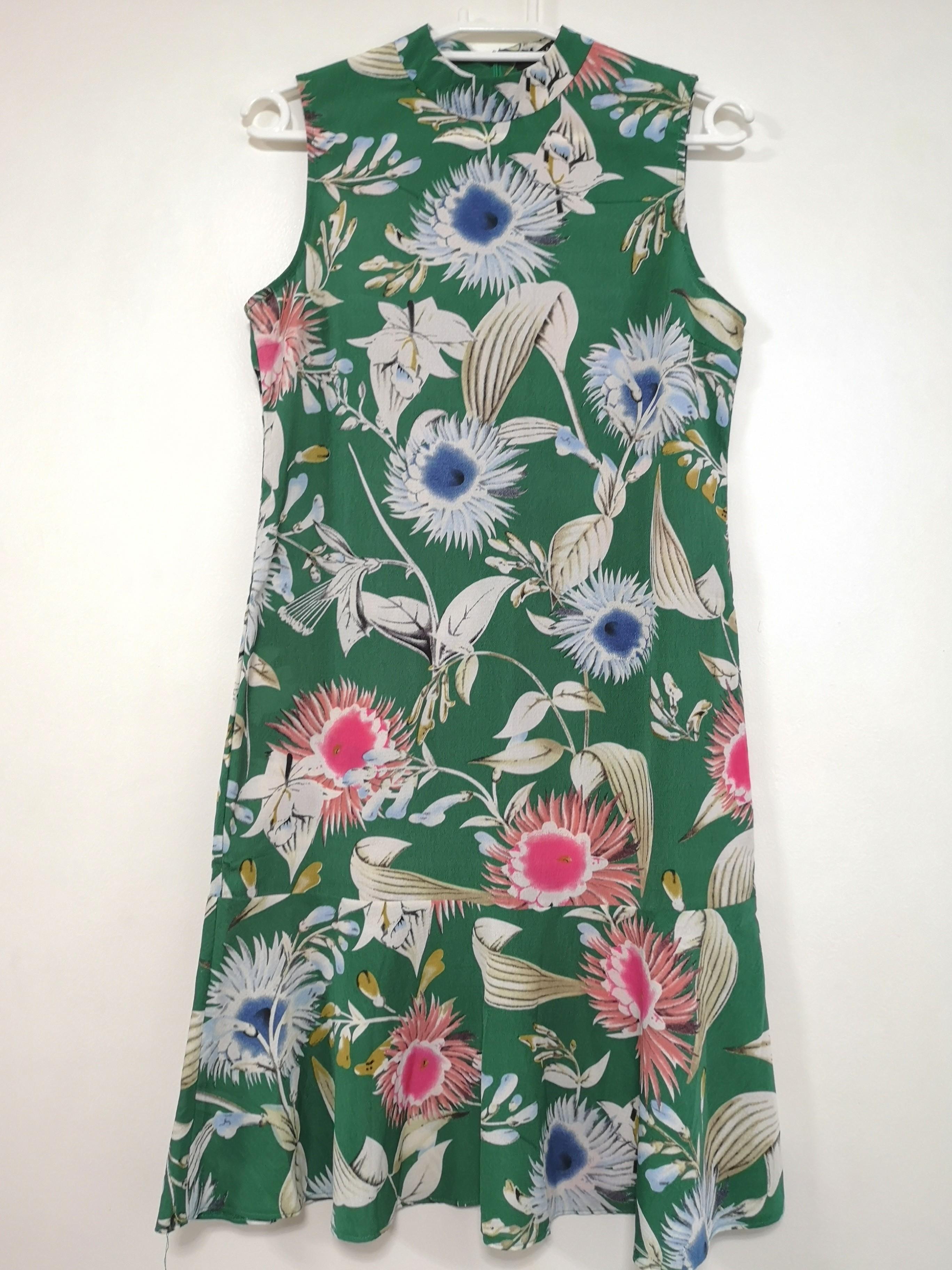 emerald green floral dress