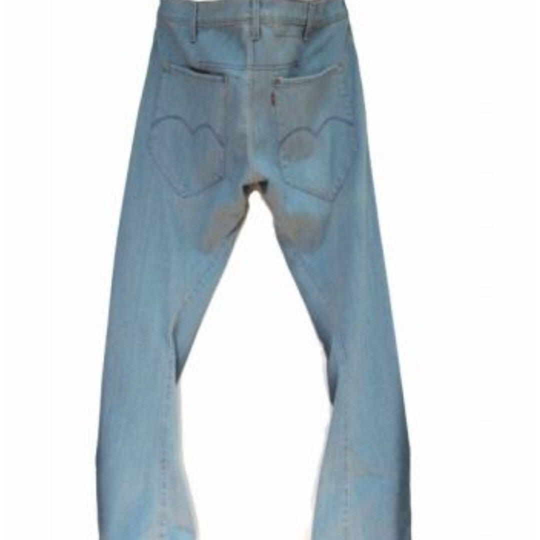 LEVI'S RED 2001SS PIONEER FOLLOW Day/Night 32x32, 男裝, 褲 LEVI'S RED 2001SS PIONEER FOLLOW Day/Night 32x32, 男裝, 褲