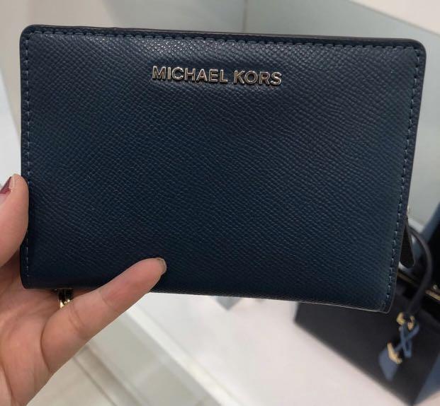 michael kors medium saffiano leather slim wallet