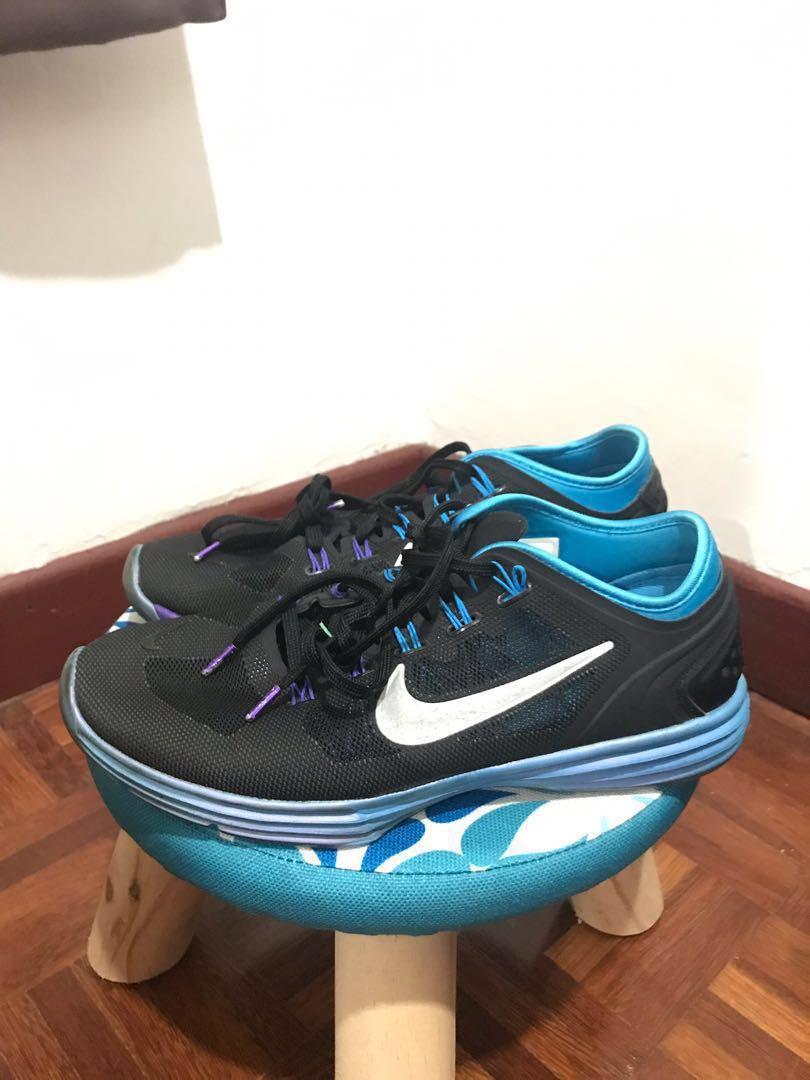 Nike Plus Running Shoes, Men's Fashion, Activewear on Carousell
