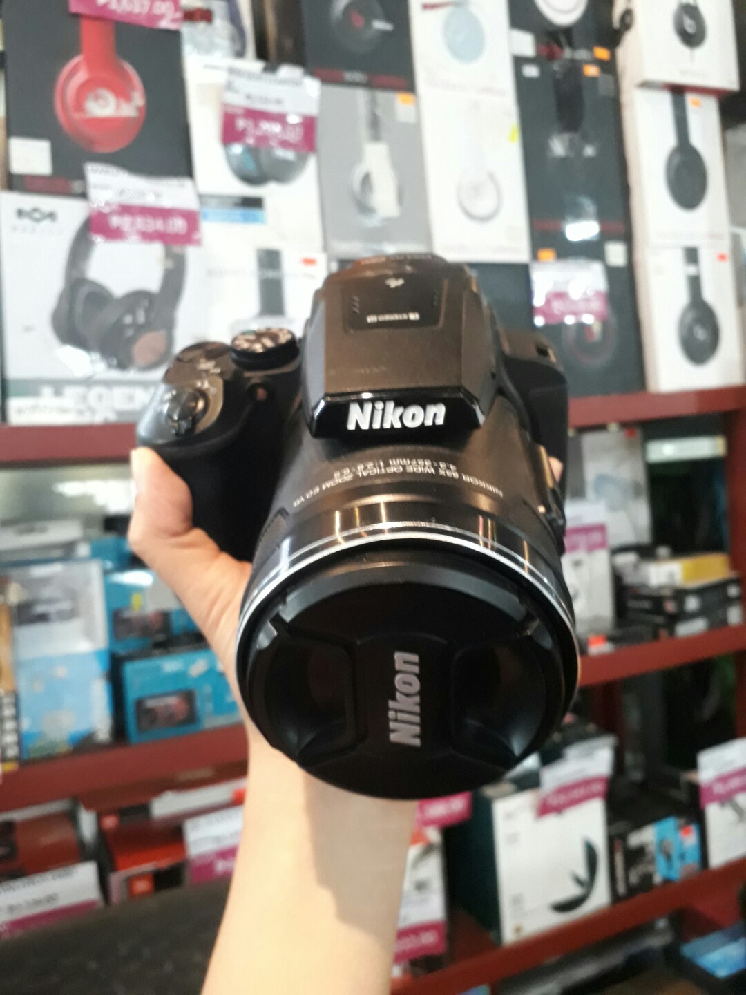 Nikon Coolpix P900, Photography, Cameras on Carousell