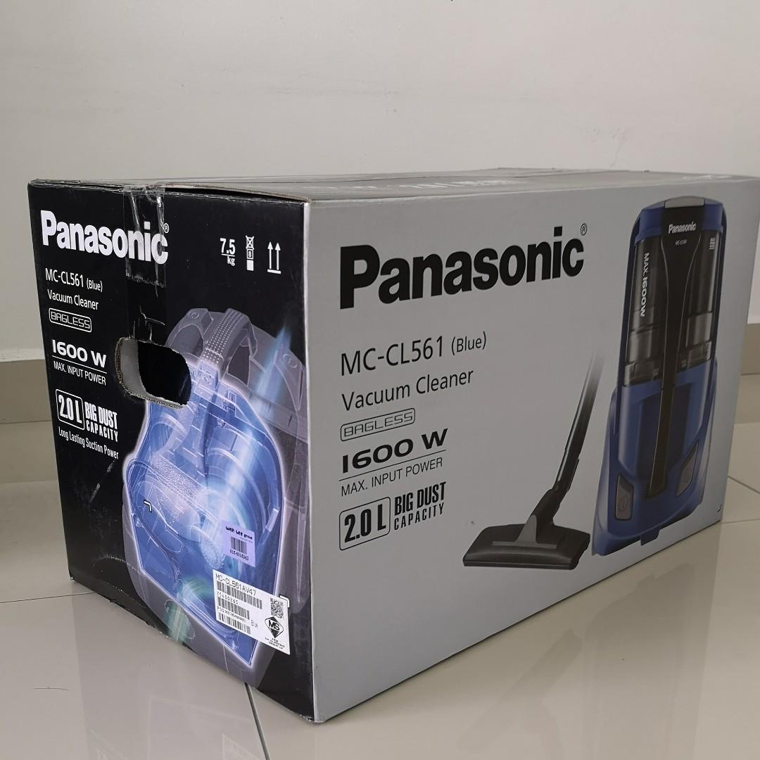 Panasonic Bagless Vacuum Cleaner (MCCL561 Blue), TV & Home
