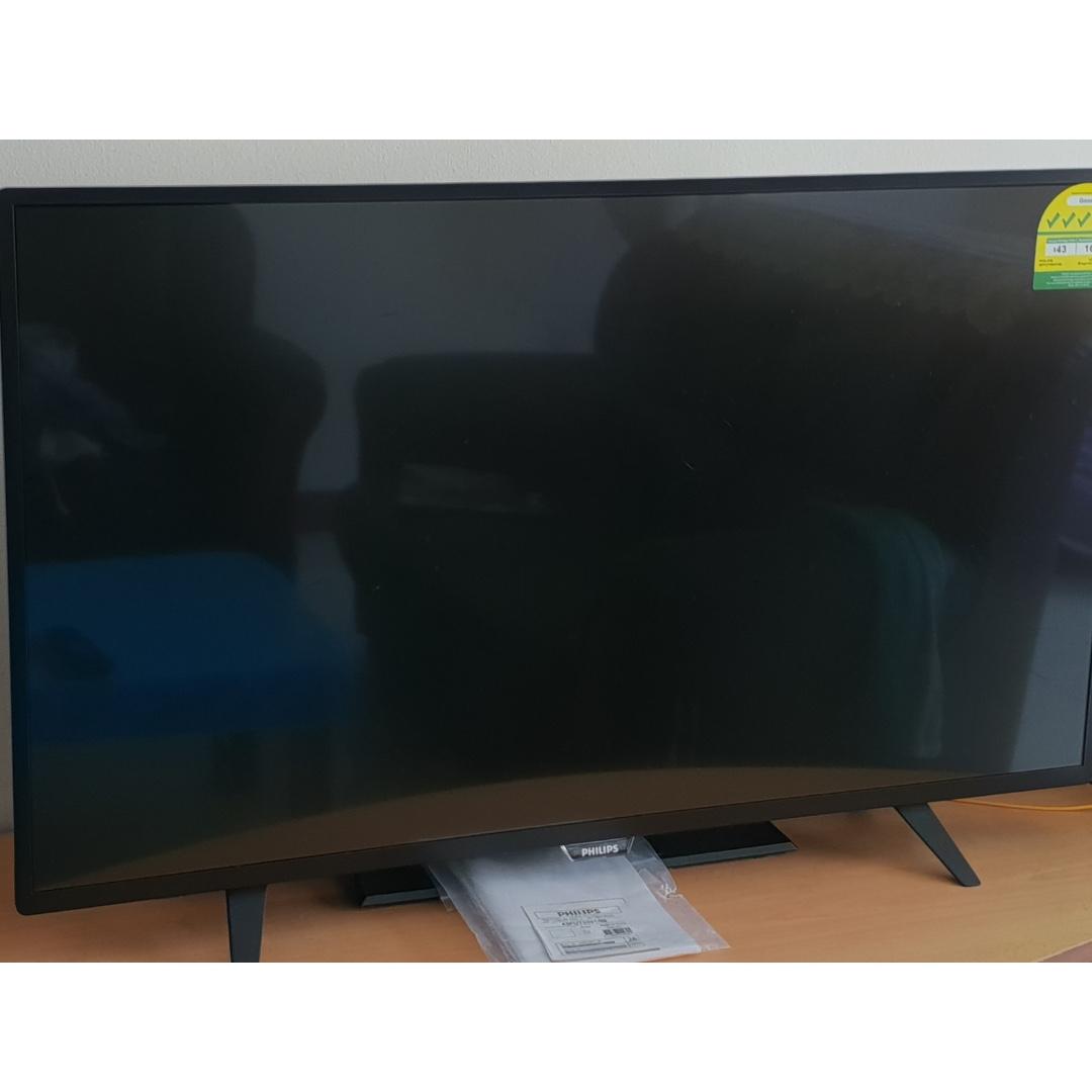 philips 4k uhd 43 ultra slim led tv 5800 series more than 2 years warranty left