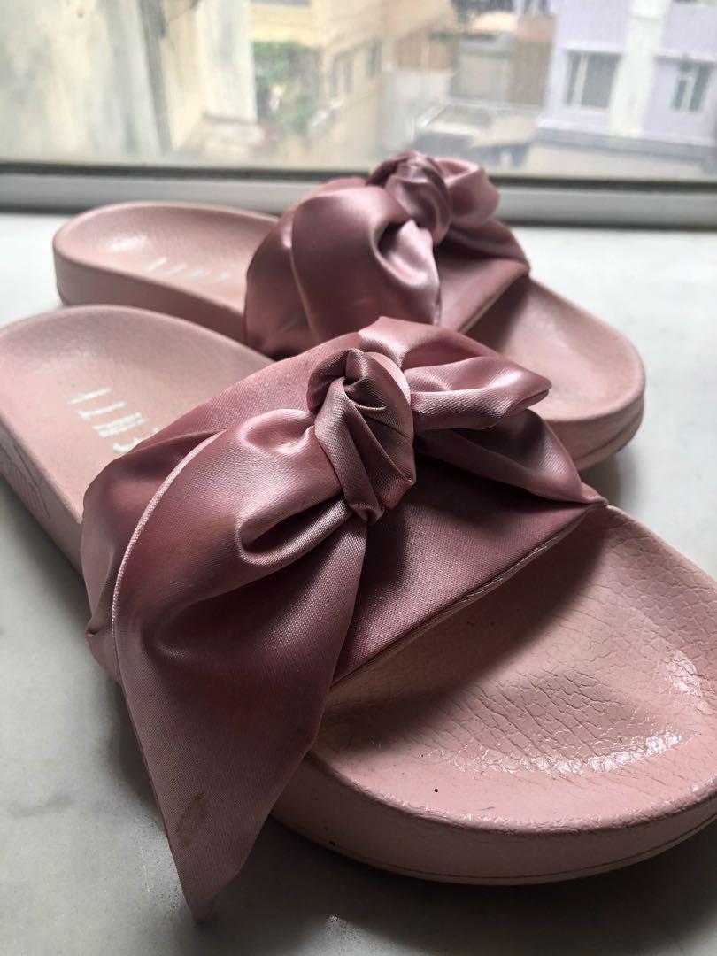 fenty bow slides pink