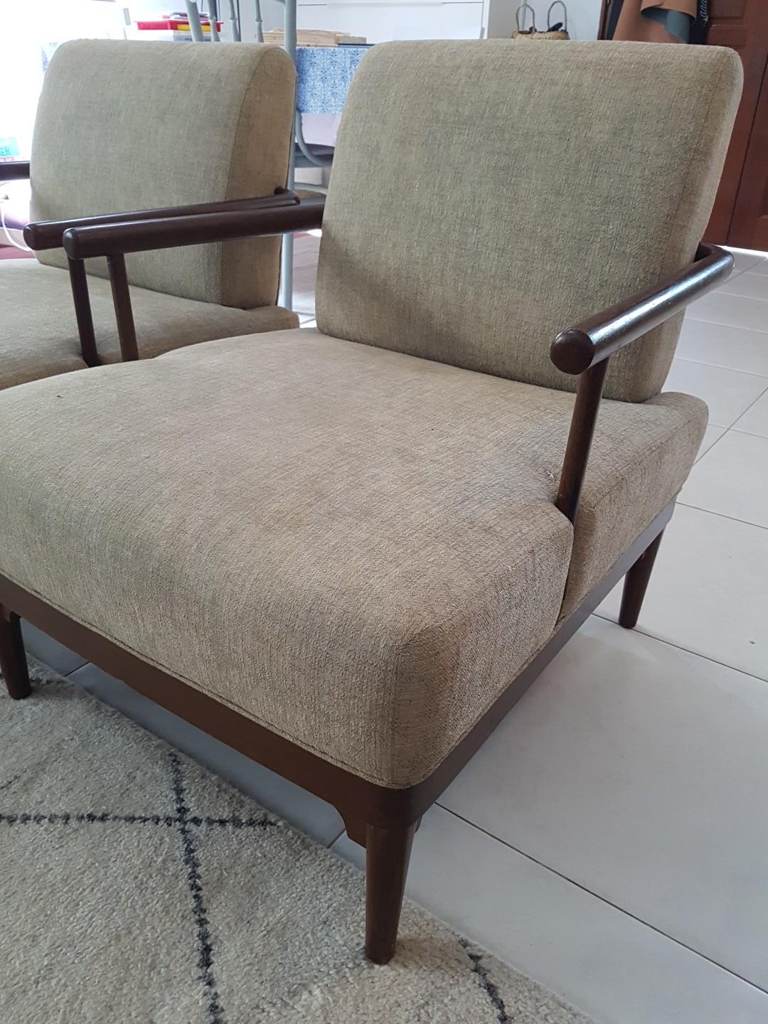 Set of 2 Vintage armchairs with wooden legs, Furniture & Home Living