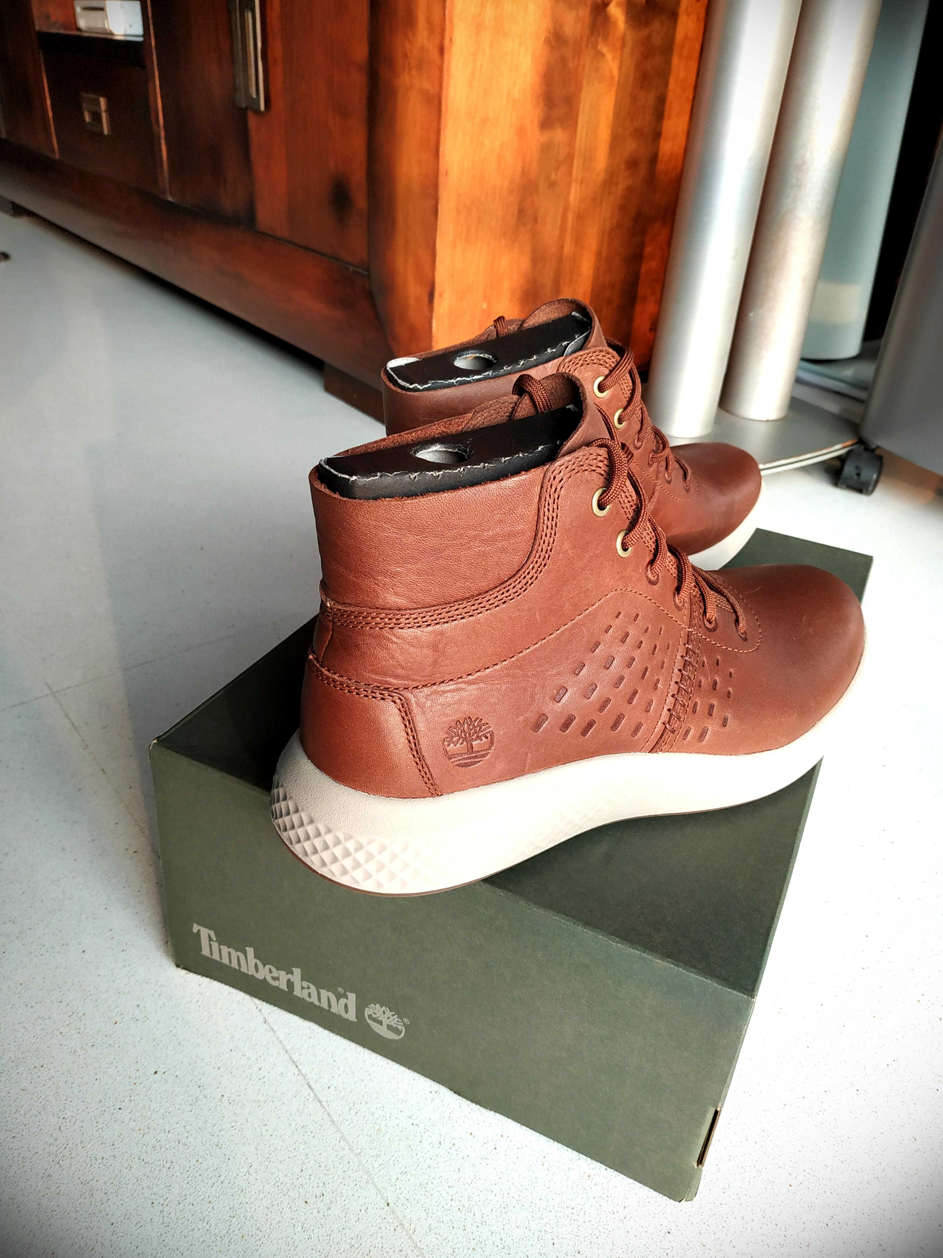 Timberland Flyroam Chill Boots 43.5 BNIB