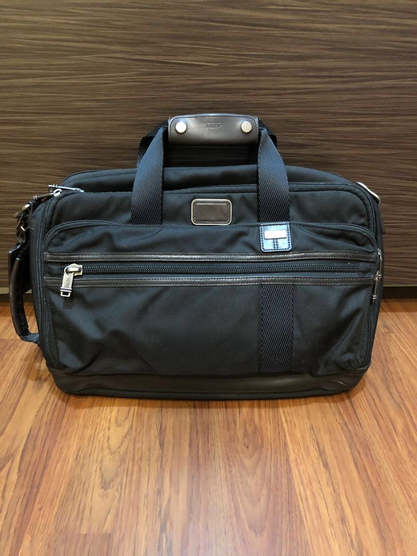Tumi mayport three way brief 2025