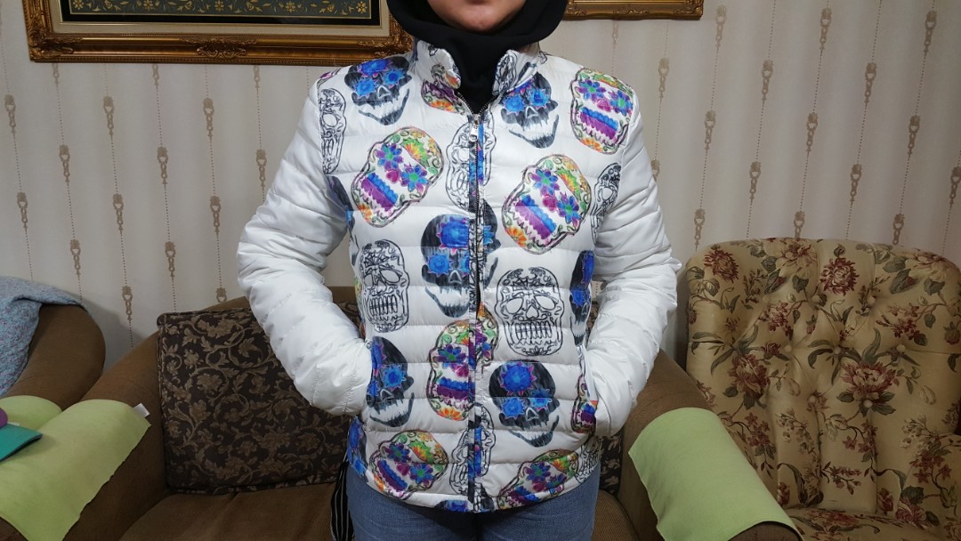 Winter Jacket (Category: Coats, Jackets and Outerwear) located in Kuala Lumpur. Submitted by ariffmajmi (Listing ID 208173475, Image 3). Description: Condition 9/10. View to believe..