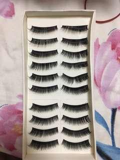 False eyelashes