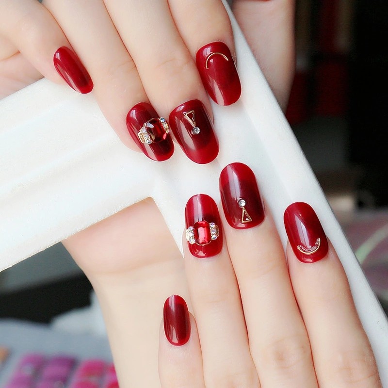 24pcs Short False Nails Rhinestones Red Adhesive Press On Fake Nail Tips Full Cover Faux Ongles Diy Manicure Health Beauty Hand Foot Care On Carousell Go and embrace the acrylic nails trend that never fails in making any lady look like a dangerous femme fatale with predatory talons, if you really need a springboard for initiating a sharp beauty period.