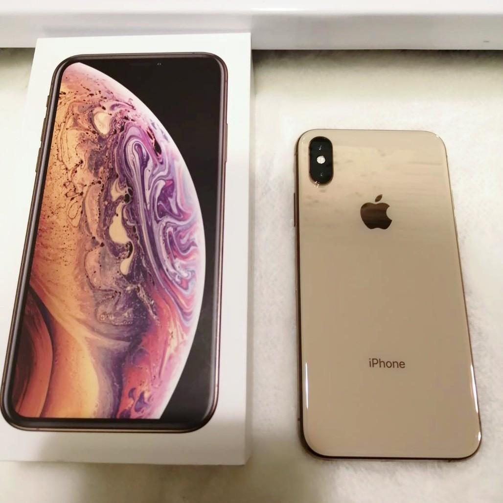 保留中 二手9 5成新iphone Xs 64g 金色女用台北可面交狀況良好 手機平板 蘋果apple在旋轉拍賣