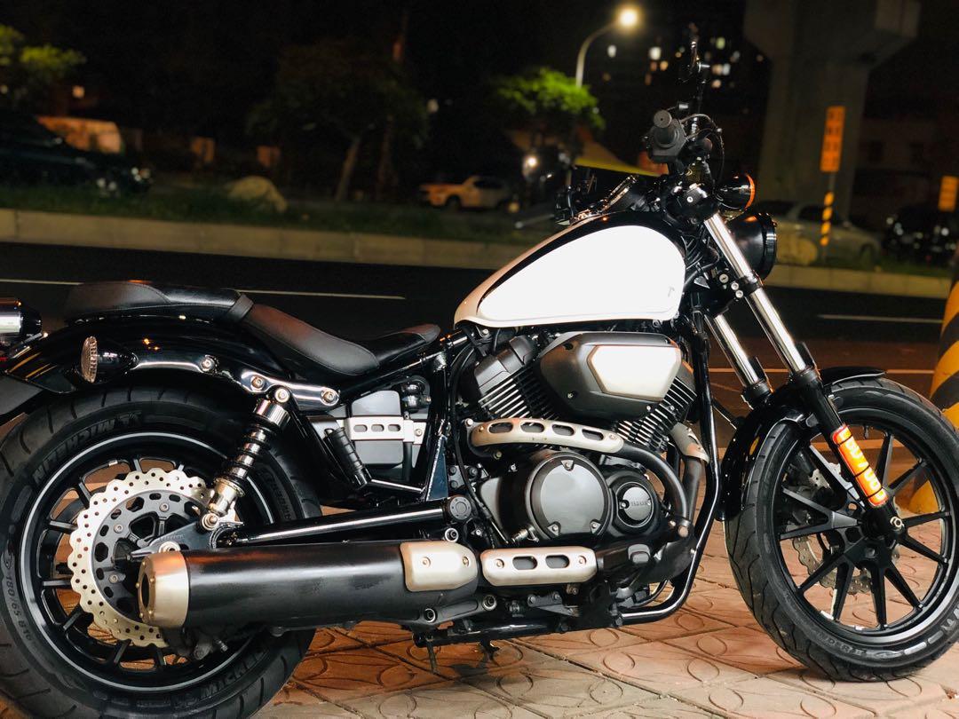 二手美式機車紅牌重機yamaha Bolt950 機車 重機在旋轉拍賣