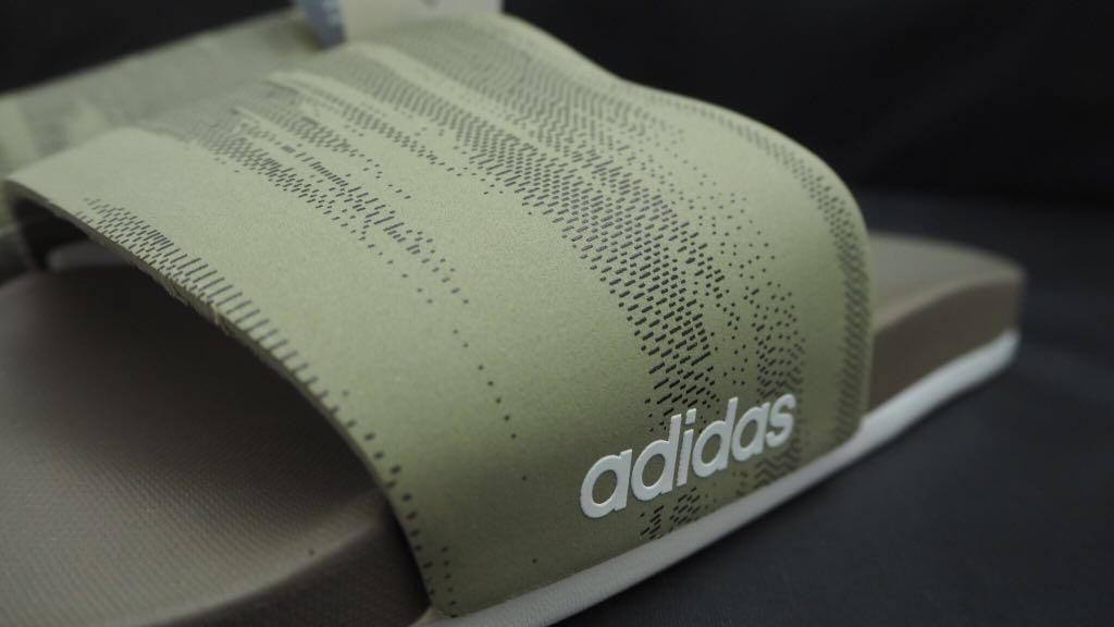 Adilette cloudfoam shop plus graphic slides