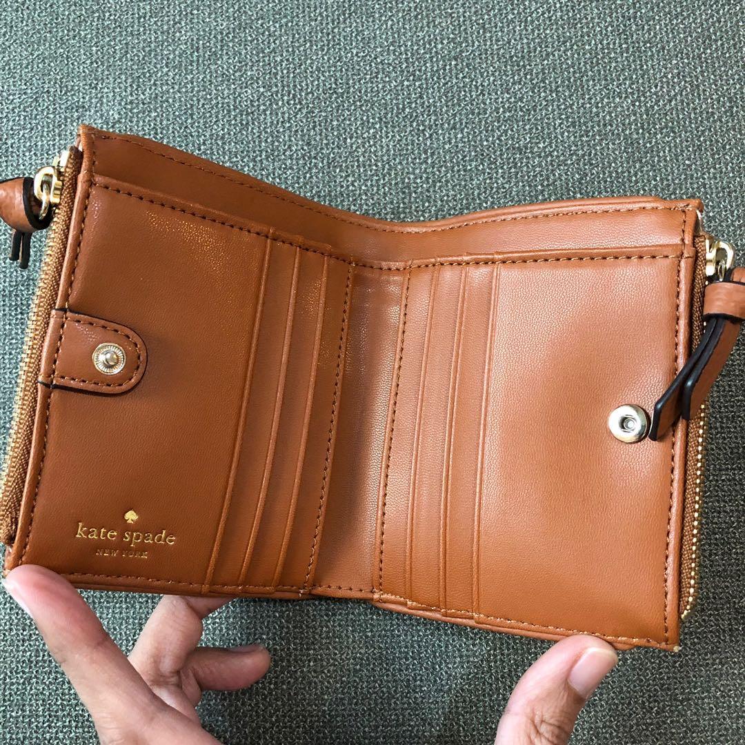 Kate spade best sale larchmont avenue wallet