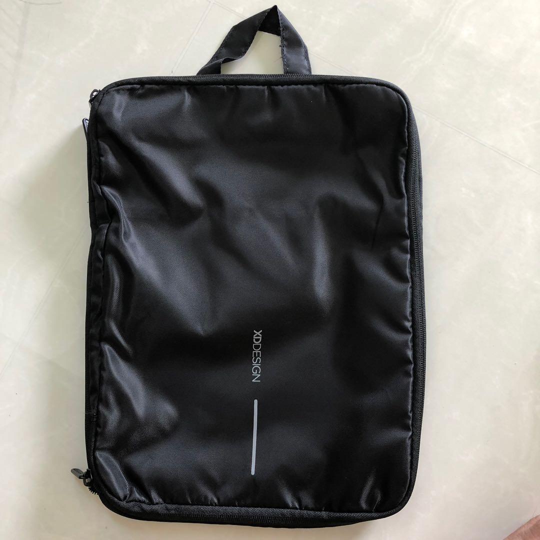 Bobby compressible travel cube top