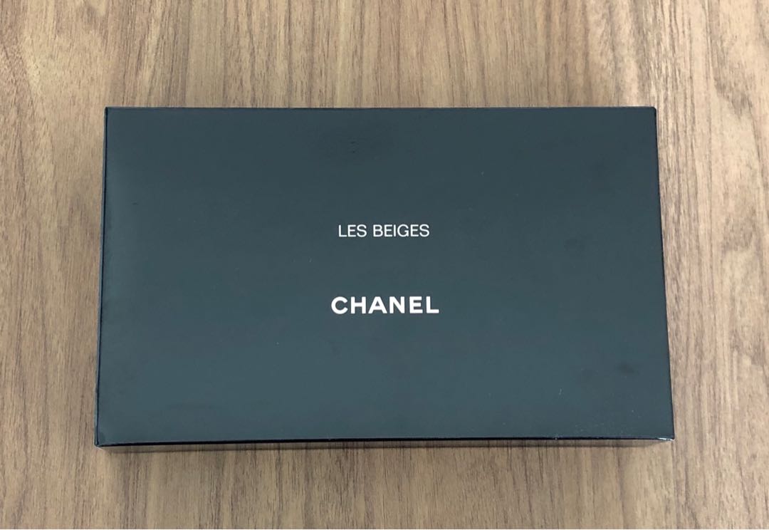 Chanel Makeup Pouch Bag Clutch With Mirror Les Beiges Luxury Bags