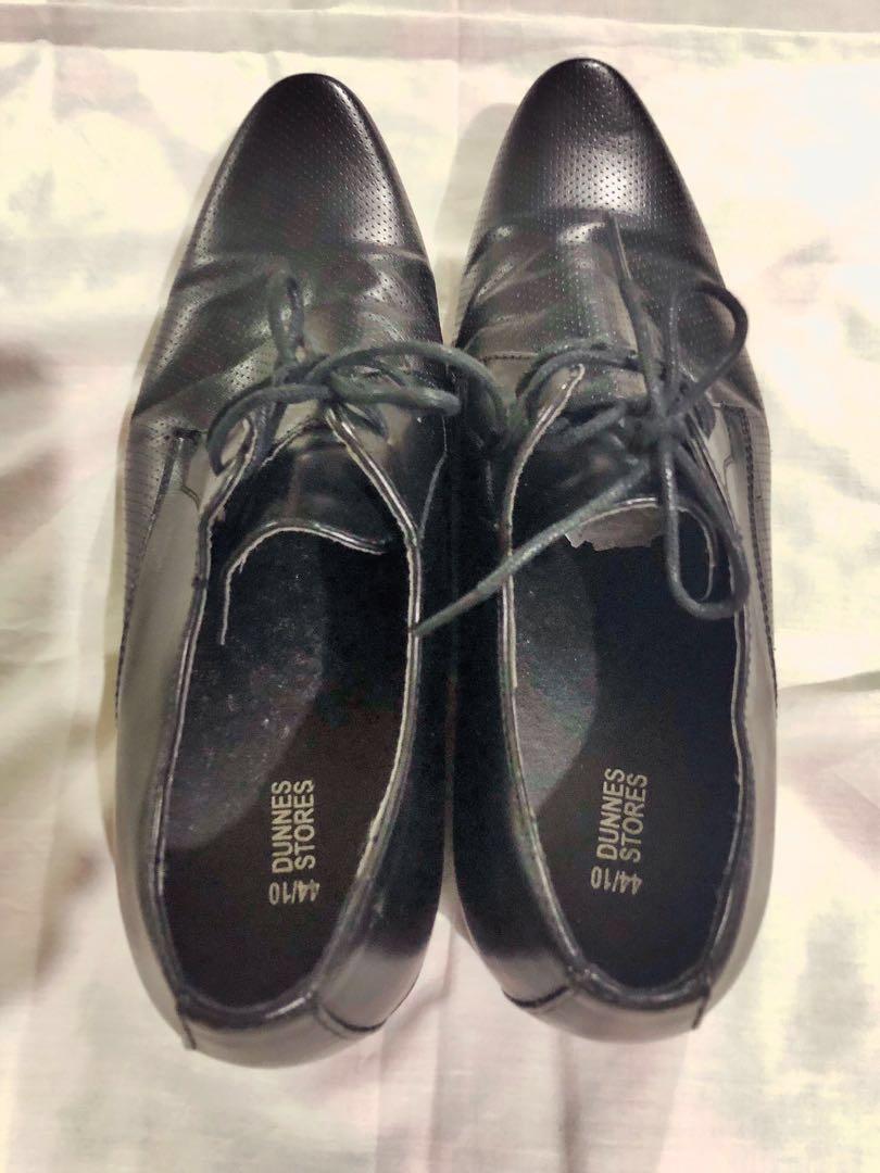Dune London Lace Up Shoes (Category: Dress Shoes) located in Makati City. Submitted by markateplace (Listing ID 208218121, Image 1). Description: Size: EU 42 / UK 9 / US 10.