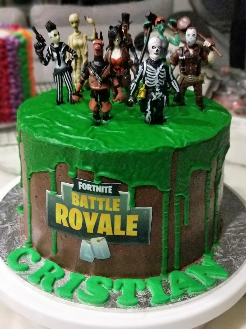 Fortnite Chocolate Cake Fortnite Fort Bucks Com - noobs best friend roblox noob with dog roblox inspired t shirt sticker