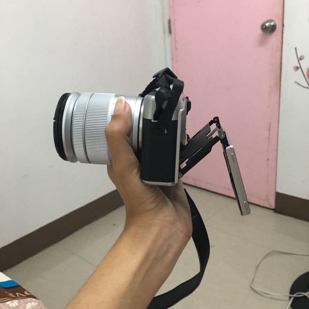 FUJIFILM XA10 flip screen camera, Photography, Cameras on Carousell