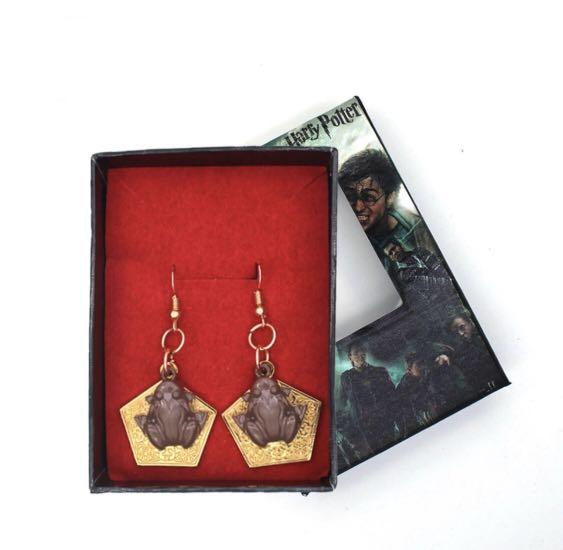 Harry Potter Chocolate Frog Earrings, Women's Fashion, Jewelry & Organisers, Earrings on Carousell
