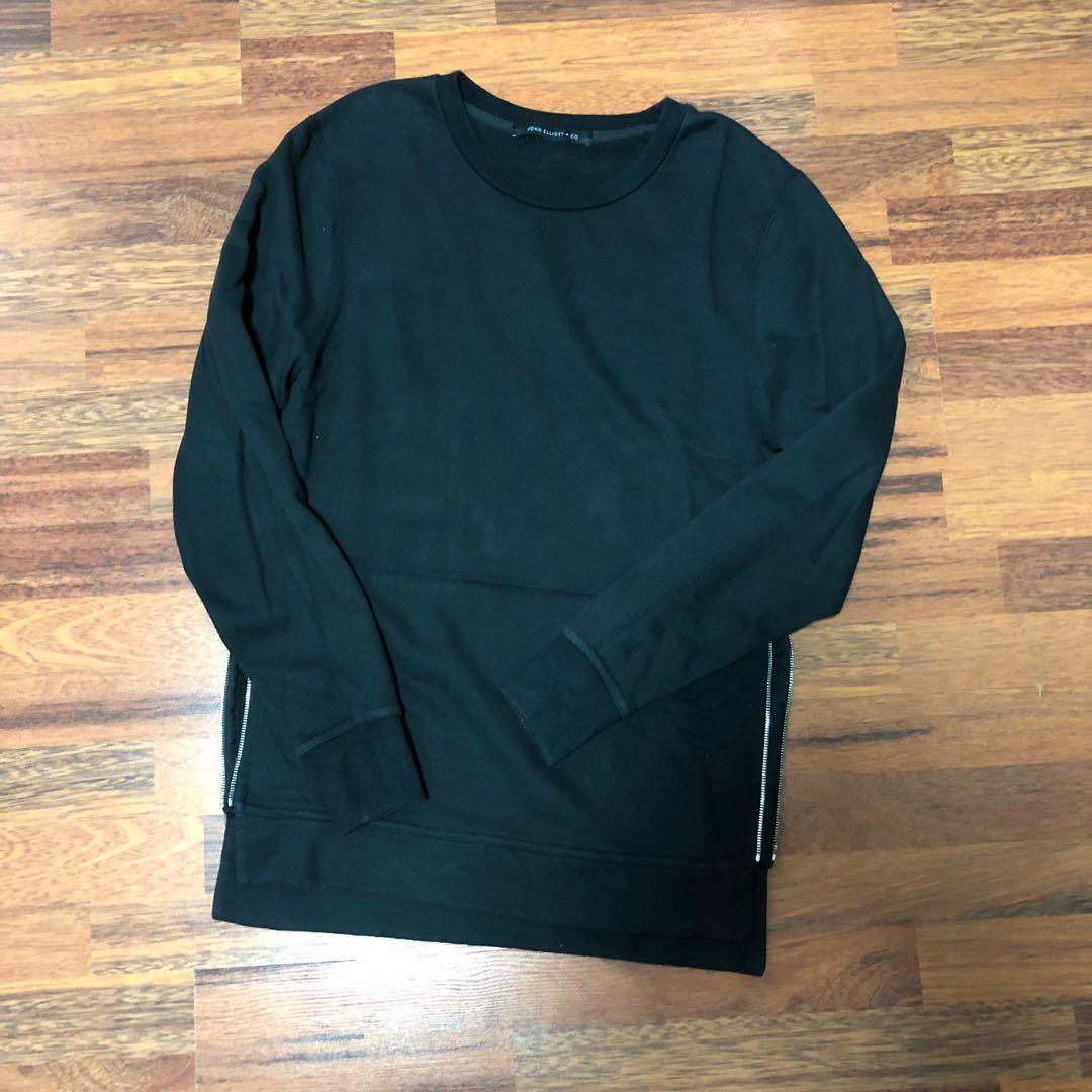 John Elliott Villain Crewneck Men s Fashion Coats Jackets and Outerwear on Carousell