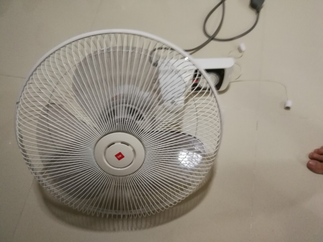 KDK Wall Fan (with mounting bracket), Furniture & Home Living, Lighting