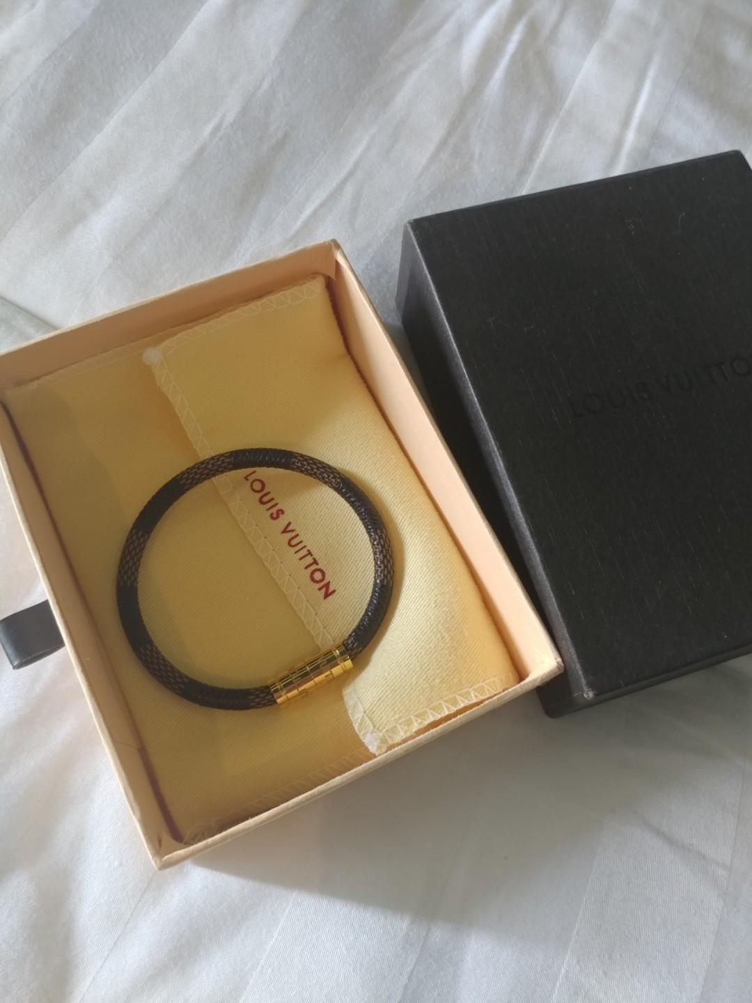 Louis Vuitton Gelang Premium, Fesyen Wanita, Perhiasan di Carousell