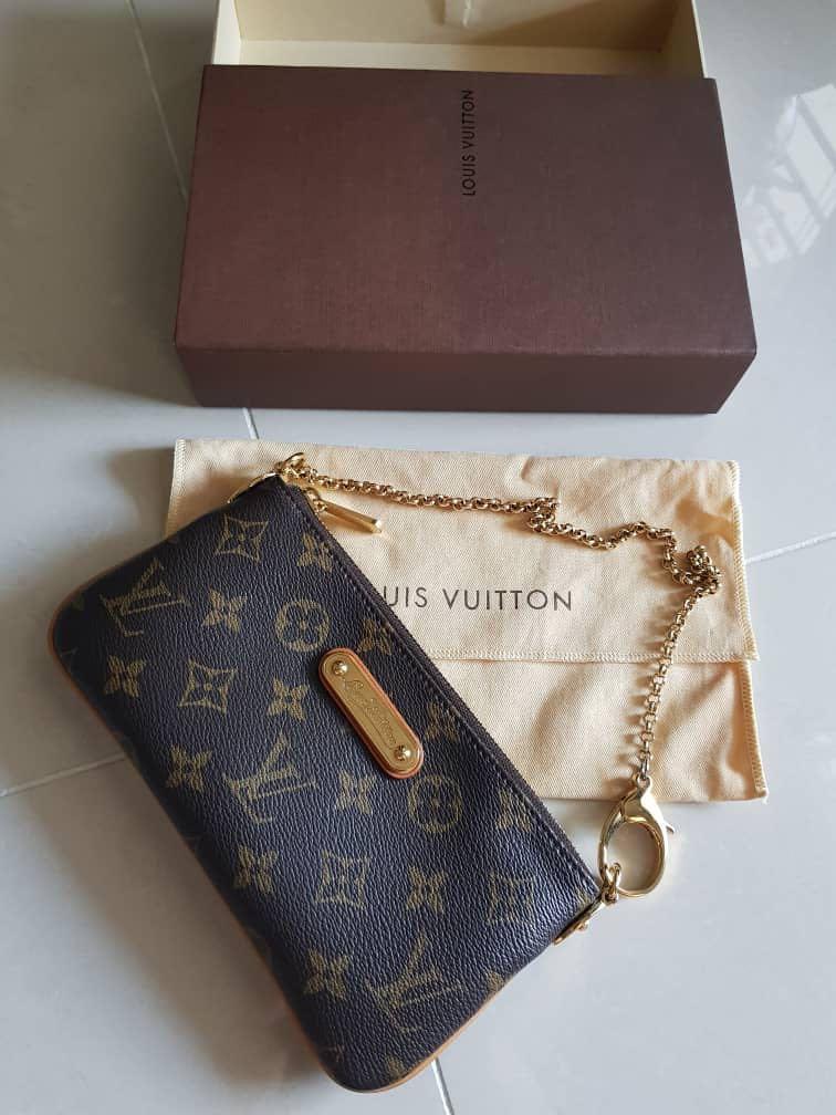 Louis Vuitton Pochette Milla MM, Women's Fashion, Bags & Wallets, Purses &  Pouches on Carousell