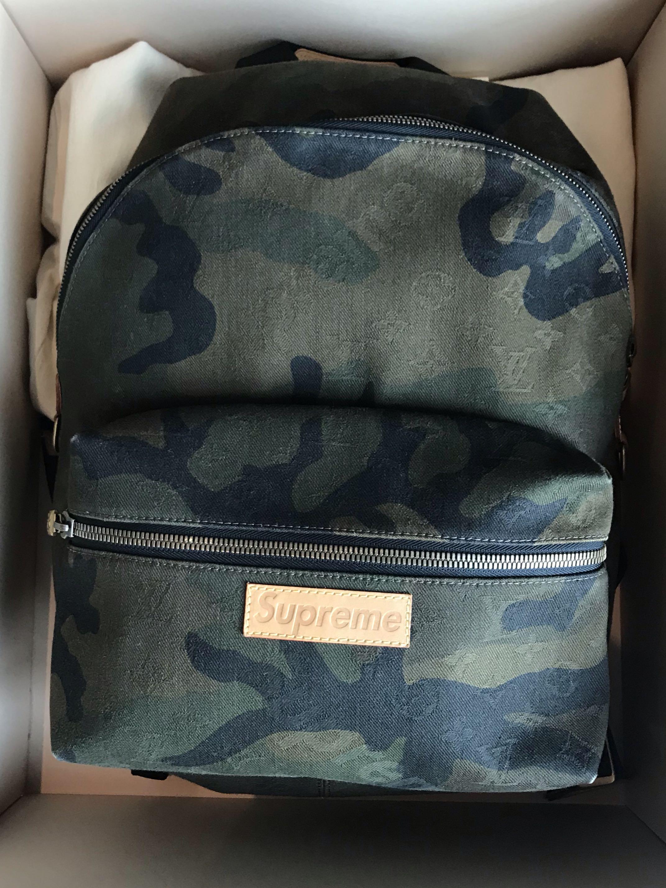 M44200 Louis Vuitton X Supreme 2017 Premium Apollo Backpack