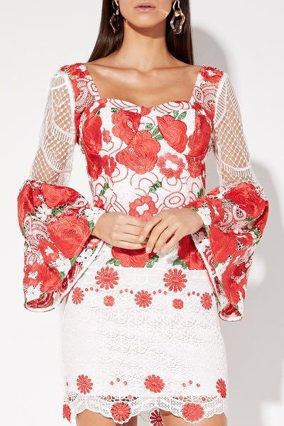 Mossman roses are red dress clearance