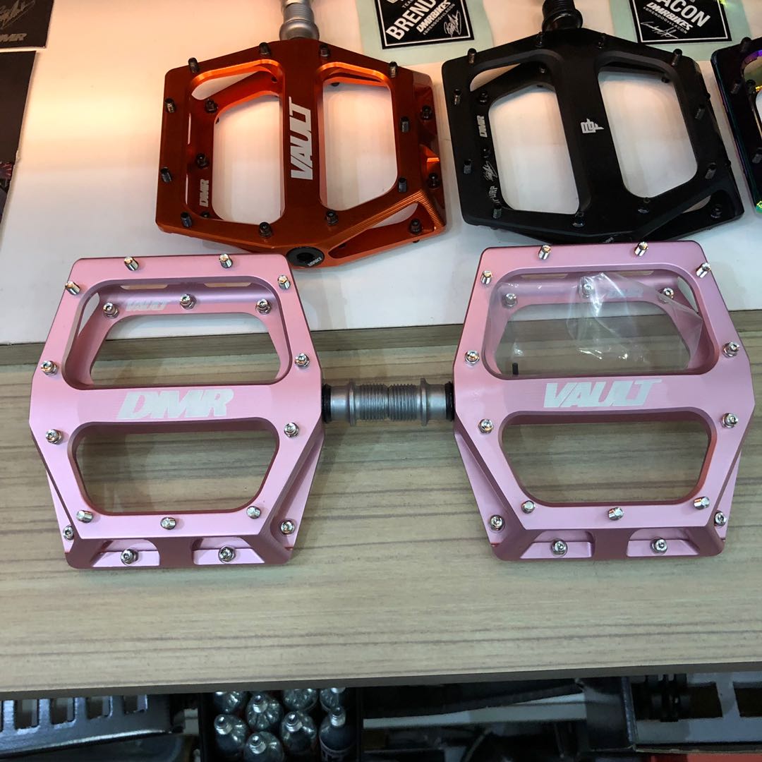 pink dmr pedals