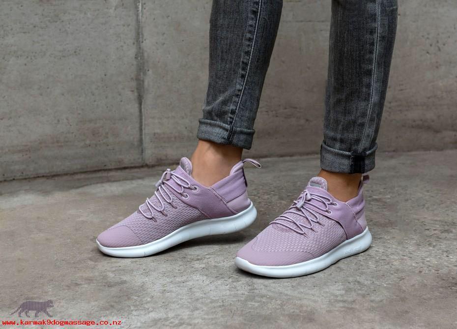 Nike online cmtr 2019