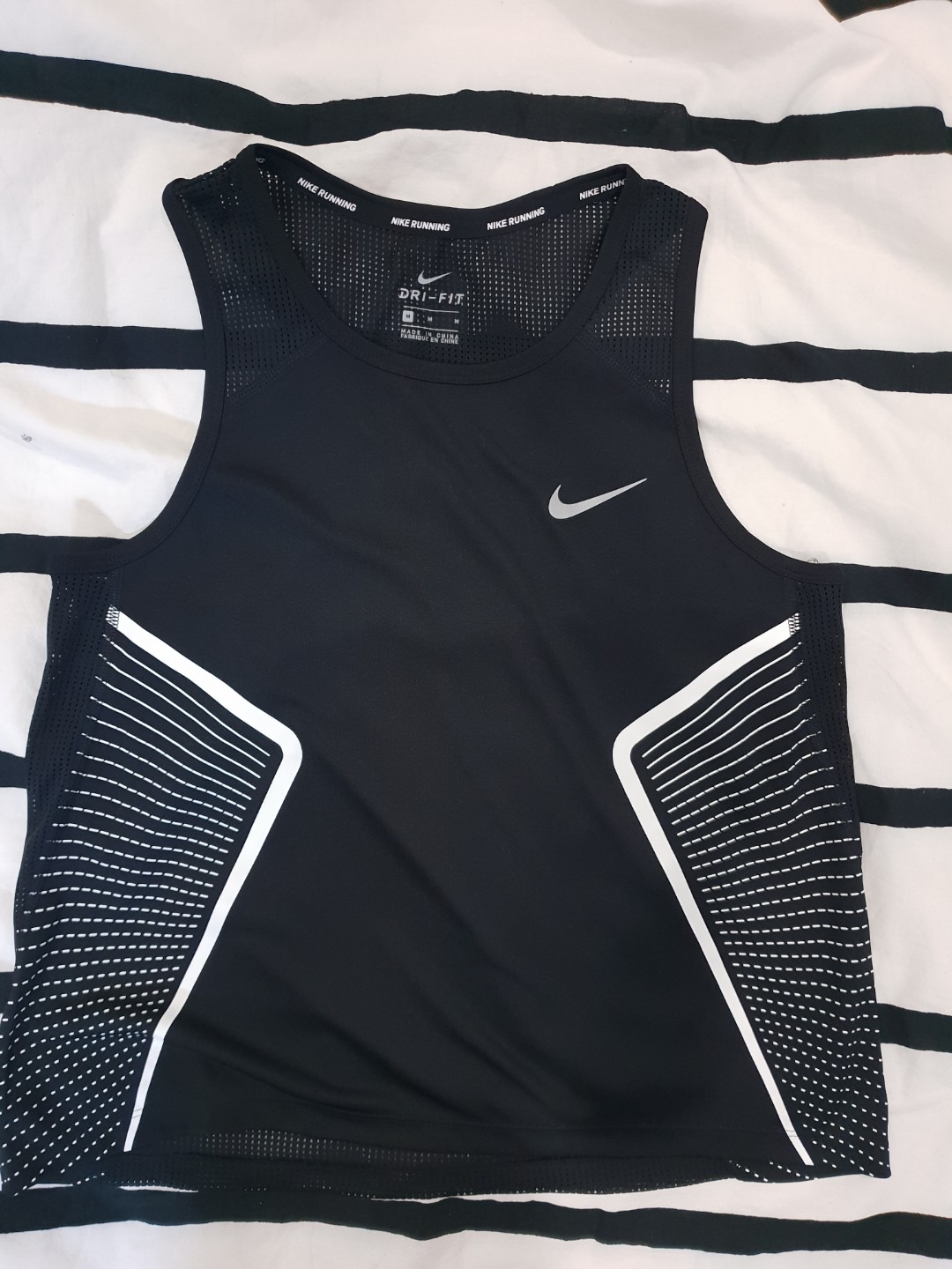 nike tank top running