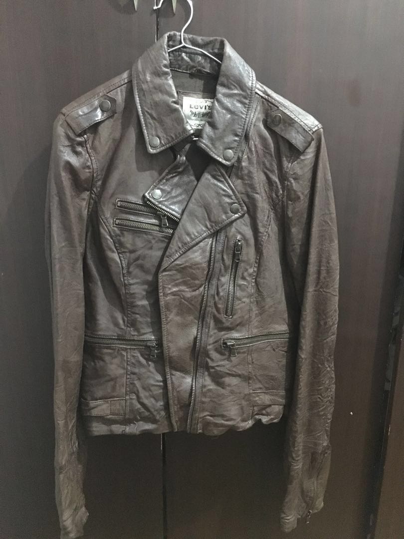 levis leather jacket