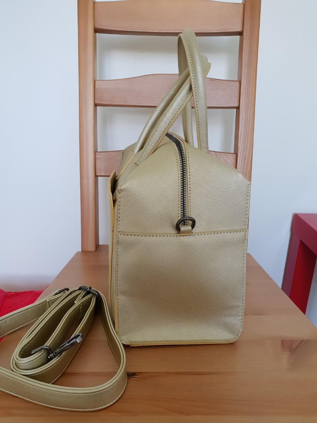 Preloved Sakura Malaysia handbag