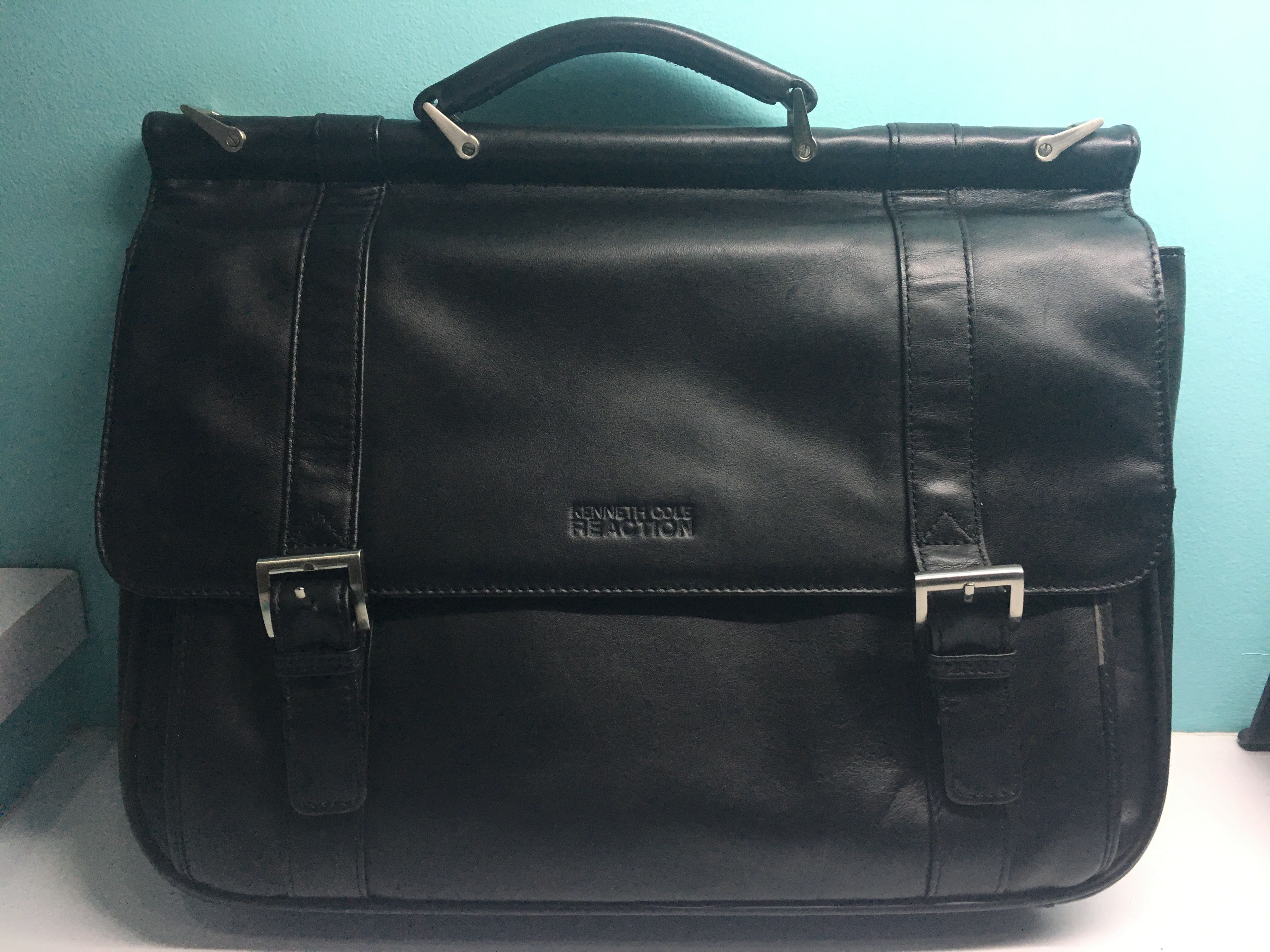 Kenneth cole leather computer bag clearance