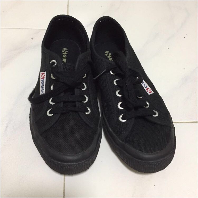 superga platform all black