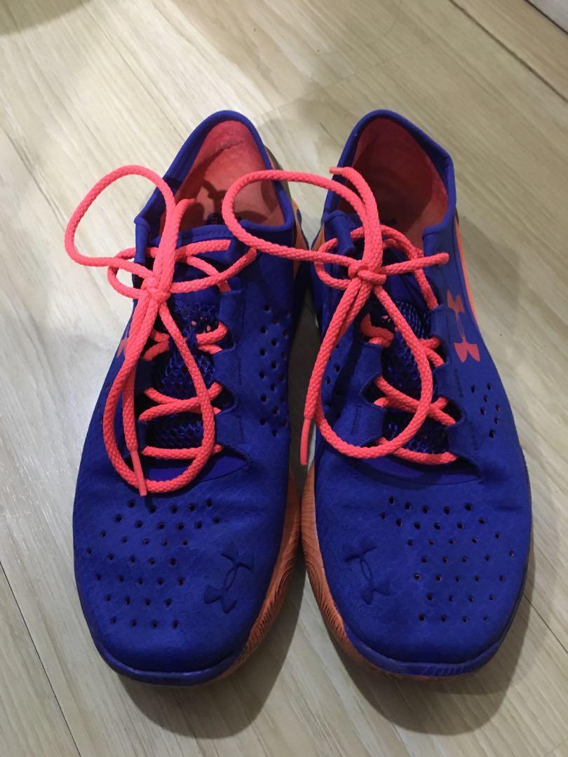 Under Armour (Category: Sneakers) located in Quezon City. Submitted by bcsegundo (Listing ID 208263658, Image 1). Description: .