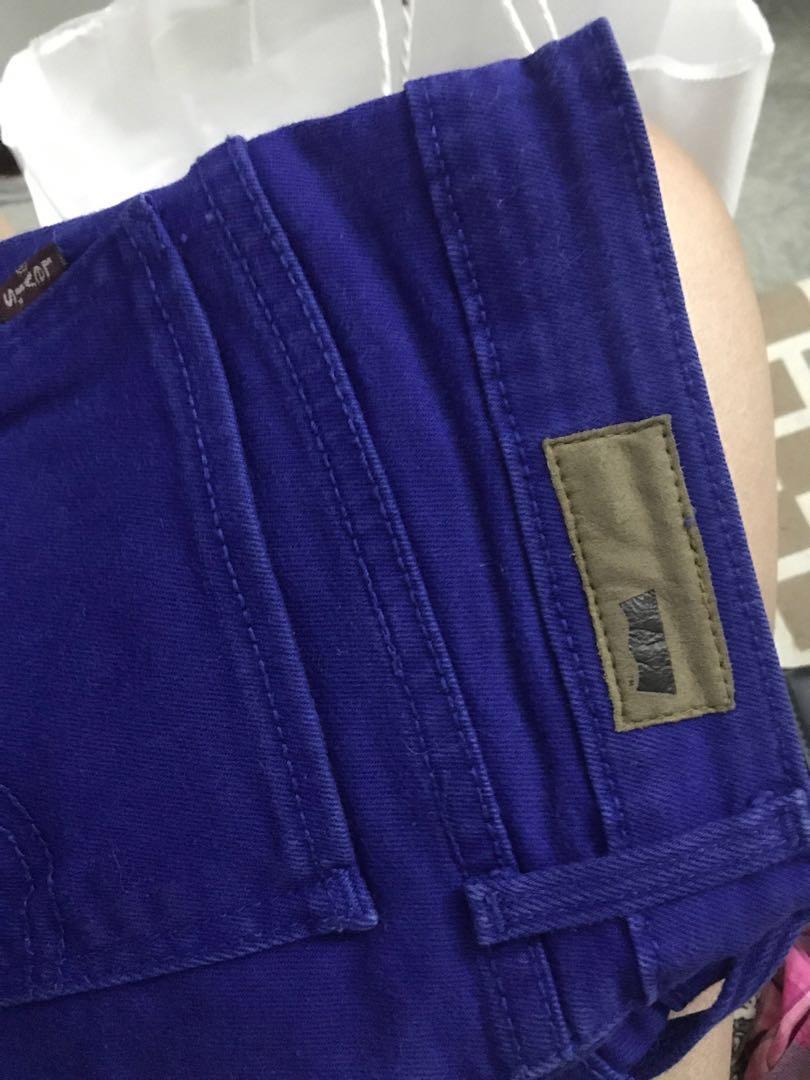 levis royal blue jeans