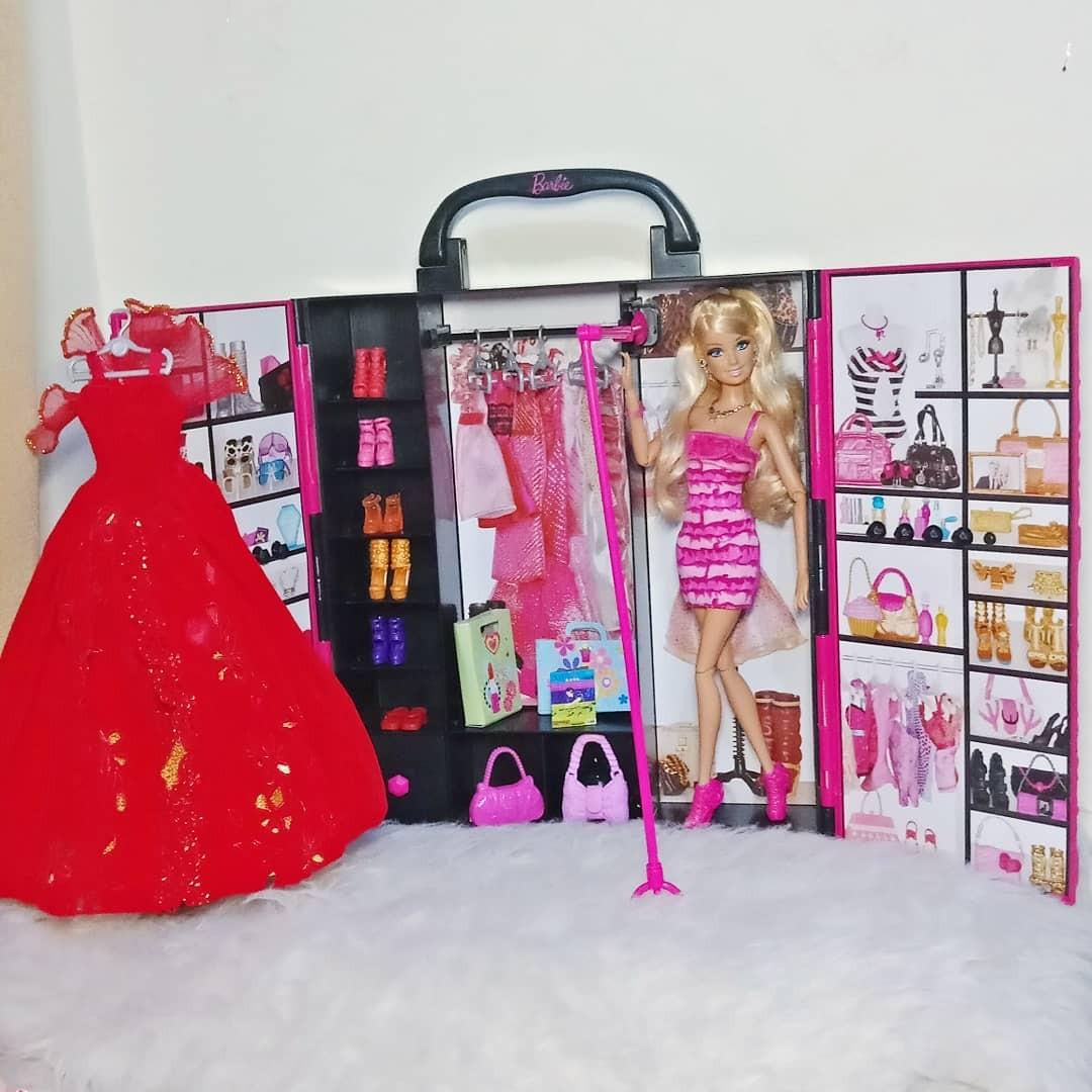 barbie fashionistas ultimate closet