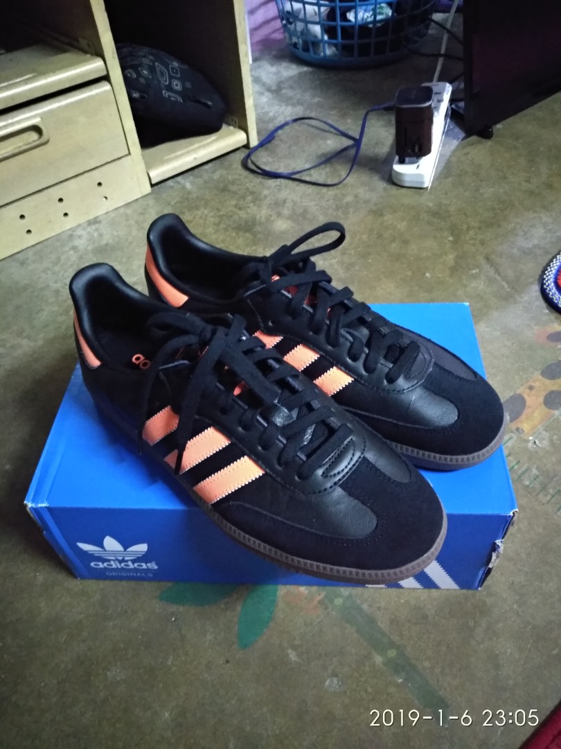 adidas samba barneys